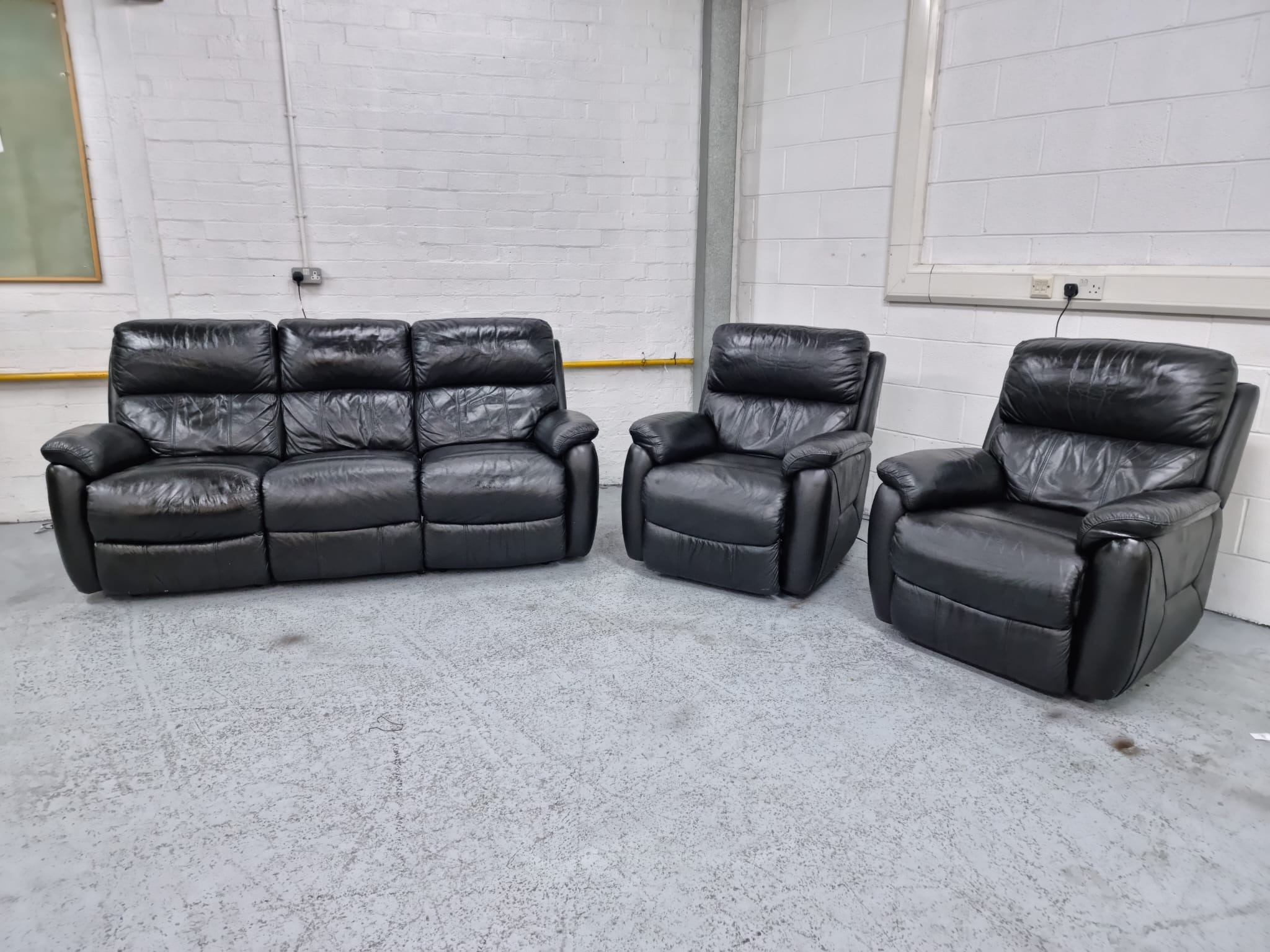 Dfs 3 piece 2024 suites leather