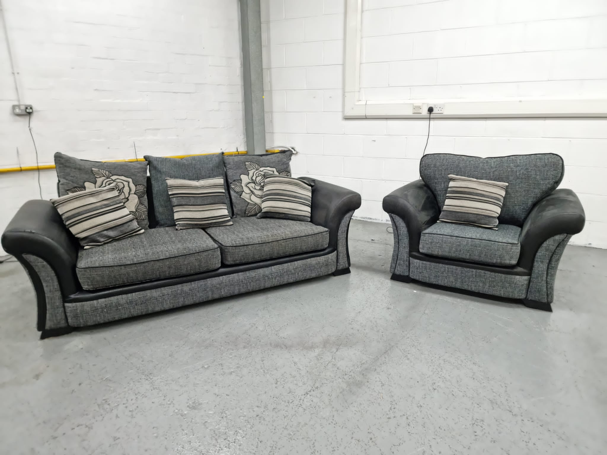 Dfs black and on sale grey sofa