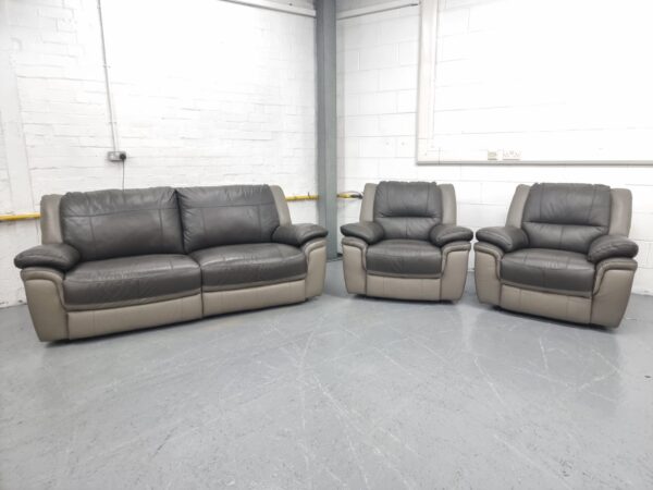 Scs Two Tone Grey Leather 3 Piece Suite Recliner Sofa and Chairs