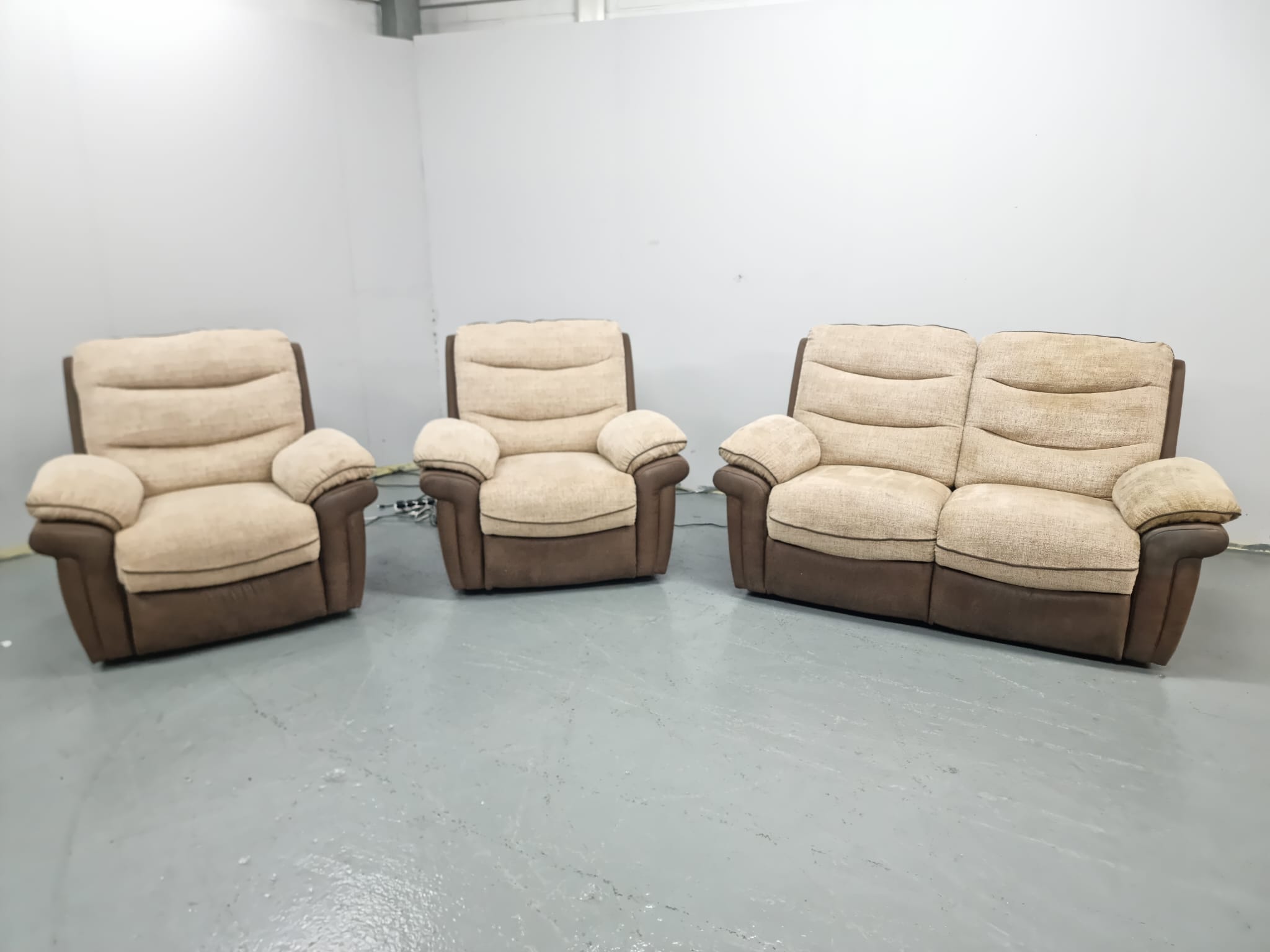 Scs recliner sofas sale sale