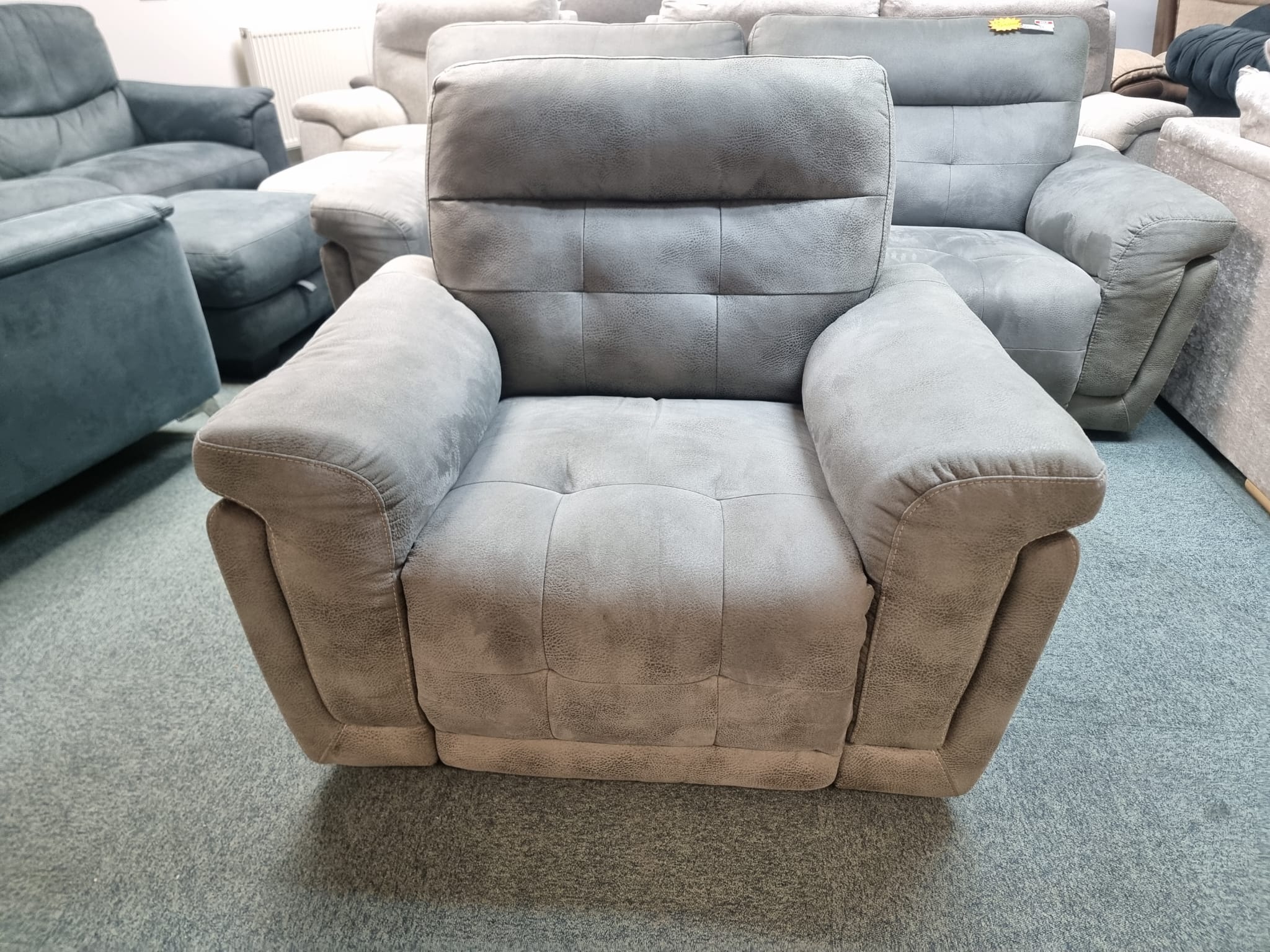 Ex display recliner chairs sale